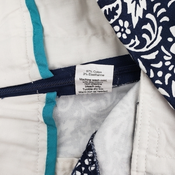 j. Crew Factory Black and White Floral Printed Shorts - Picture 8 of 8